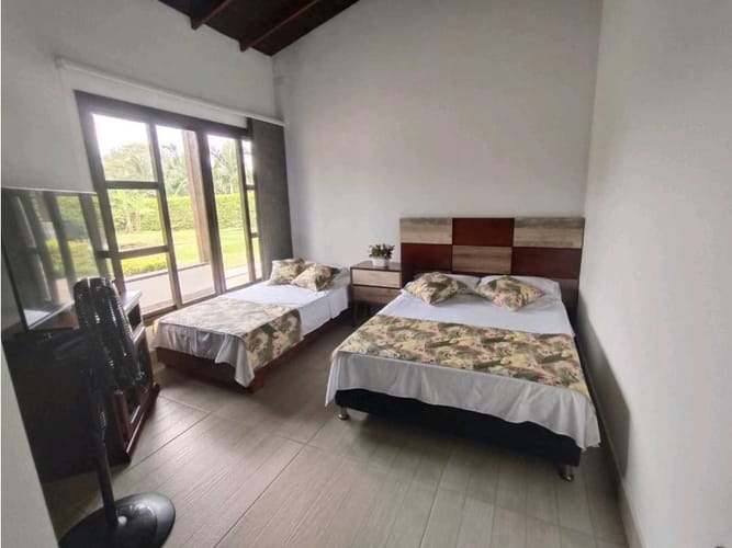 Casa de 6 alcobas en venta en Puerto Espejo, Armenia, 500 m² · foto 5 de 19