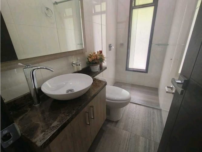 Casa de 6 alcobas en venta en Puerto Espejo, Armenia, 500 m² · foto 11 de 19