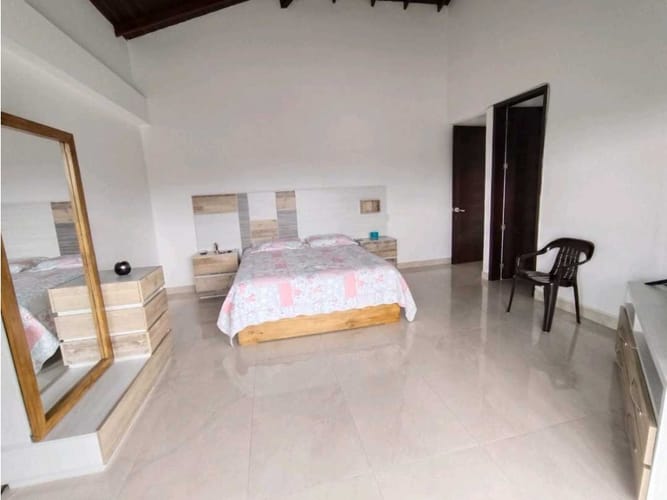 Casa de 6 alcobas en venta en Puerto Espejo, Armenia, 500 m² · foto 15 de 19