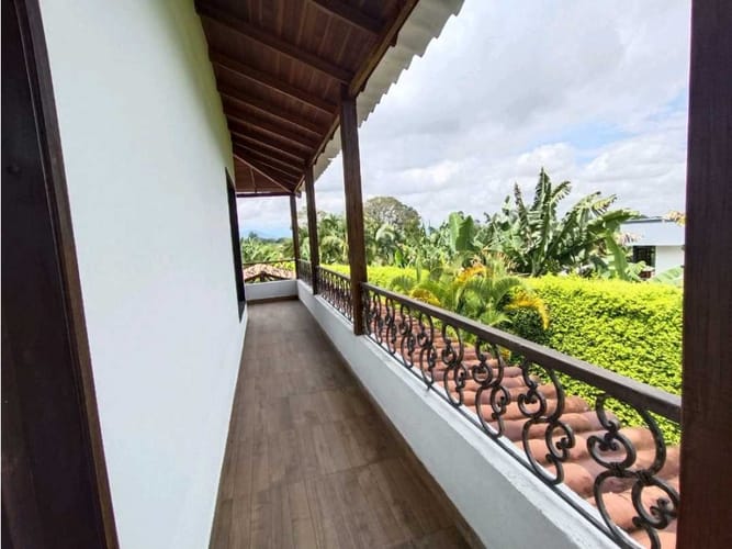 Casa de 6 alcobas en venta en Puerto Espejo, Armenia, 500 m² · foto 17 de 19