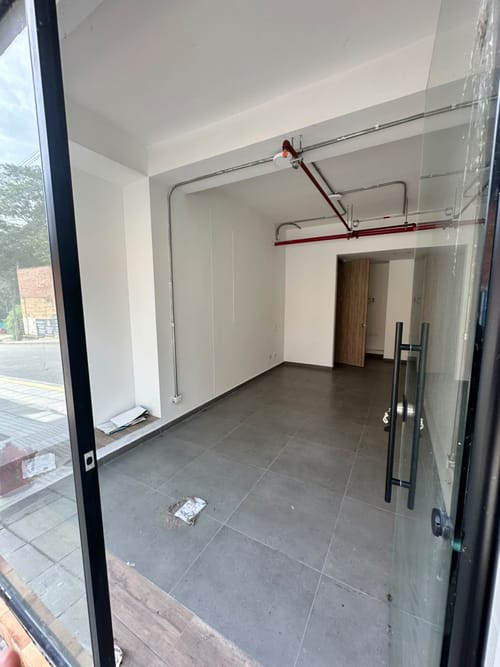 Local en arriendo en El Tejar, Bucaramanga, 27 m² · foto 2 de 8