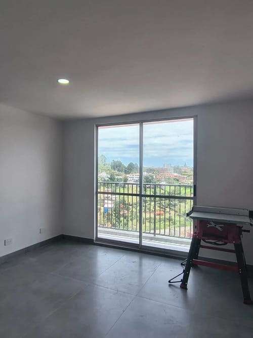 Apartamento de 3 alcobas en arriendo en Abreo, Rionegro, 49 m² · foto 3 de 10