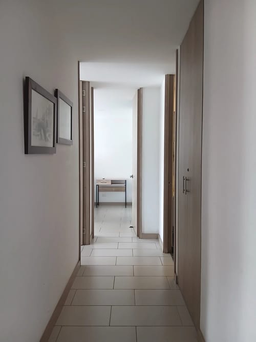 Apartamento de 2 alcobas en arriendo en Bolivariana, Medellín, 84 m² · foto 9 de 10