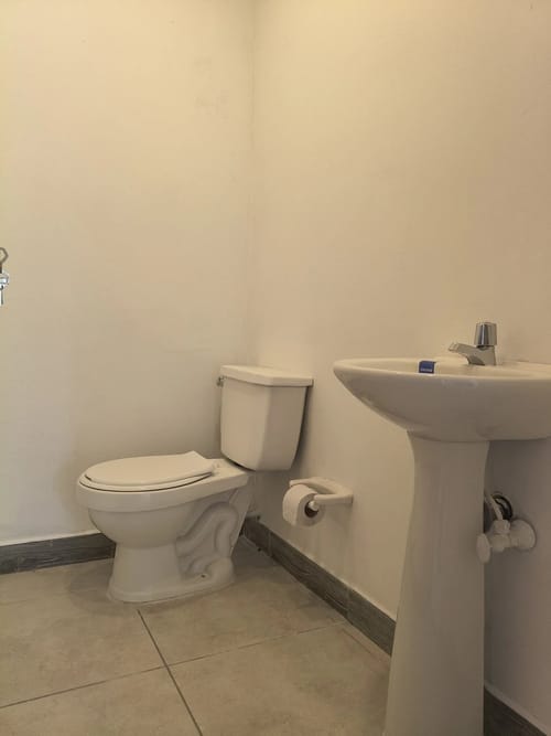 Apartamento de 2 alcobas en arriendo en Mampuesto, Rionegro, 90 m² · foto 7 de 10
