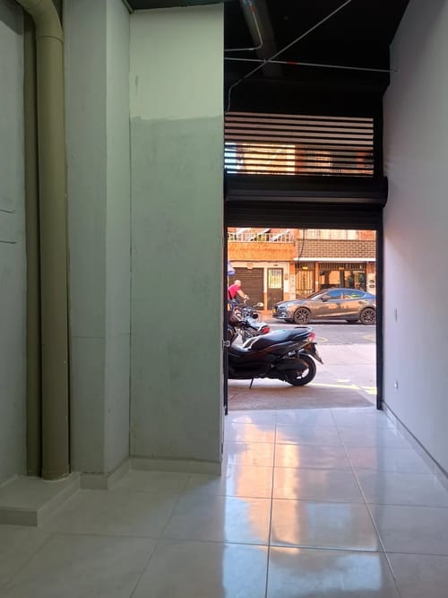 Local en arriendo en La Floresta, Medellín, 20 m² · foto 3 de 8