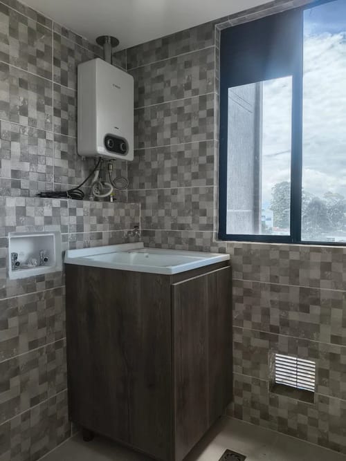 Apartamento de 2 alcobas en arriendo en Cuatro Esquinas, Rionegro, 55 m² · foto 6 de 10