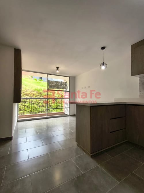 Apartamento de 2 alcobas en venta en La Ceja, 49 m² · foto 2 de 9