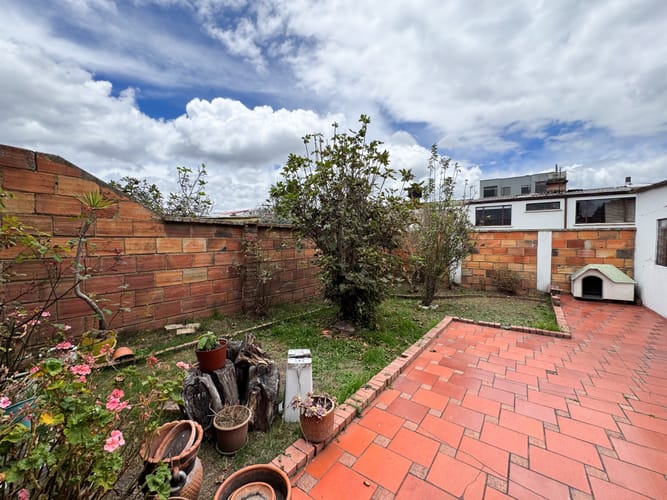 Casa de 4 alcobas en venta en Pontevedra, Bogotá, 300 m² · foto 14 de 14