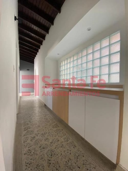 Casa de 4 alcobas en venta en Los Colores, Medellín, 179 m² · foto 6 de 10