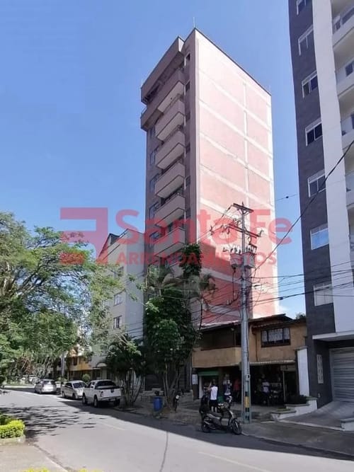 Apartamento de 4 alcobas en venta en Lourdes, Medellín, 220 m² · foto 1 de 5