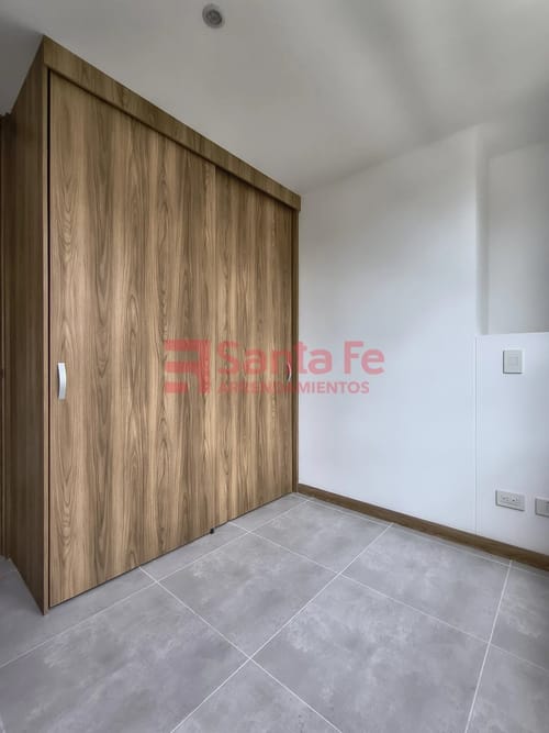 Apartamento de 2 alcobas en arriendo en Prados De Sabaneta, Sabaneta, 72 m² · foto 8 de 10