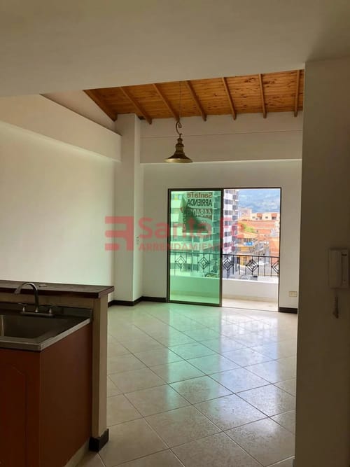 Apartamento de 3 alcobas en venta en Centro, La Estrella, 84 m² · foto 3 de 8