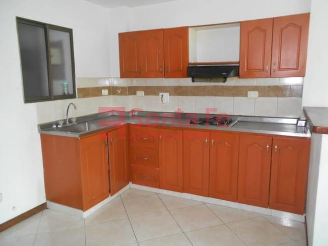 Apartamento de 3 alcobas en venta en Centro, La Estrella, 84 m² · foto 4 de 8