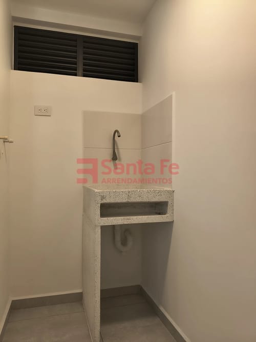 Apartamento de 2 alcobas en arriendo en Prados De Sabaneta, Sabaneta, 78 m² · foto 6 de 10