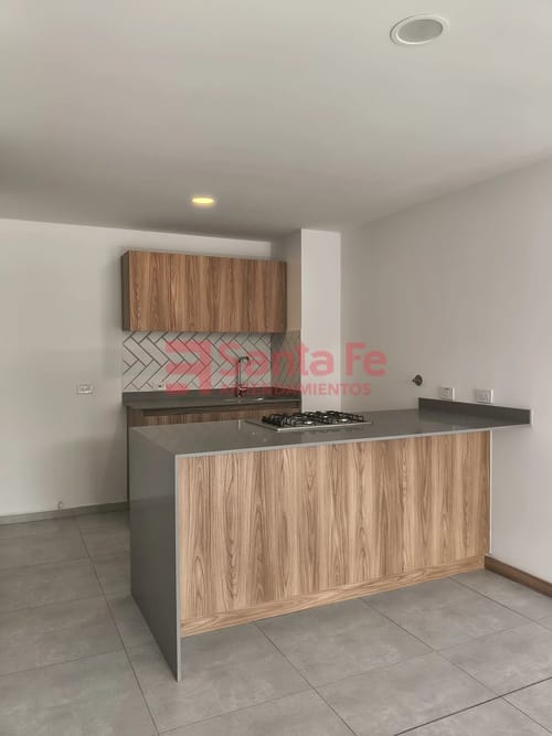Apartamento de 2 alcobas en arriendo en Prados De Sabaneta, Sabaneta, 72 m² · foto 6 de 10
