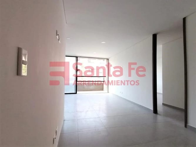 Apartamento de 3 alcobas en venta en Lourdes, Medellín, 104 m² · foto 3 de 10