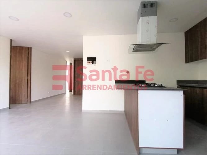 Apartamento de 3 alcobas en venta en Lourdes, Medellín, 104 m² · foto 8 de 10