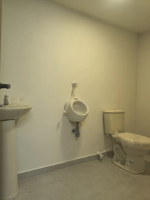 Local en arriendo en Bolivariana, Medellín, 165 m² · foto 4 de 5