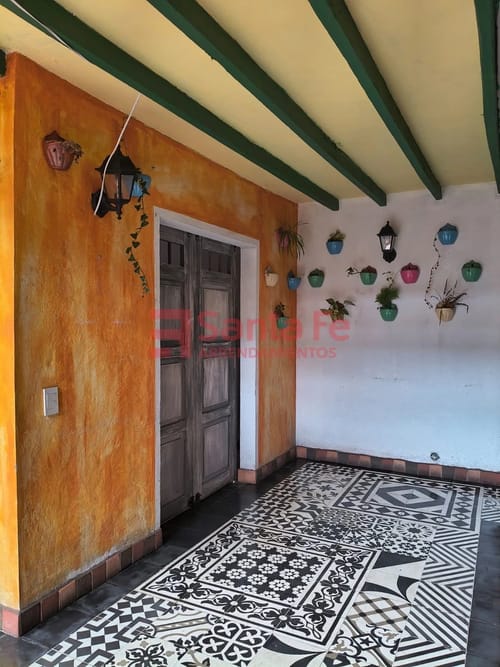 Local en arriendo en Rionegro, 25 m² · foto 2 de 3