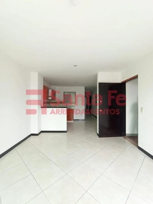 Apartamento en venta en Centro, La Estrella · foto 2 de 10