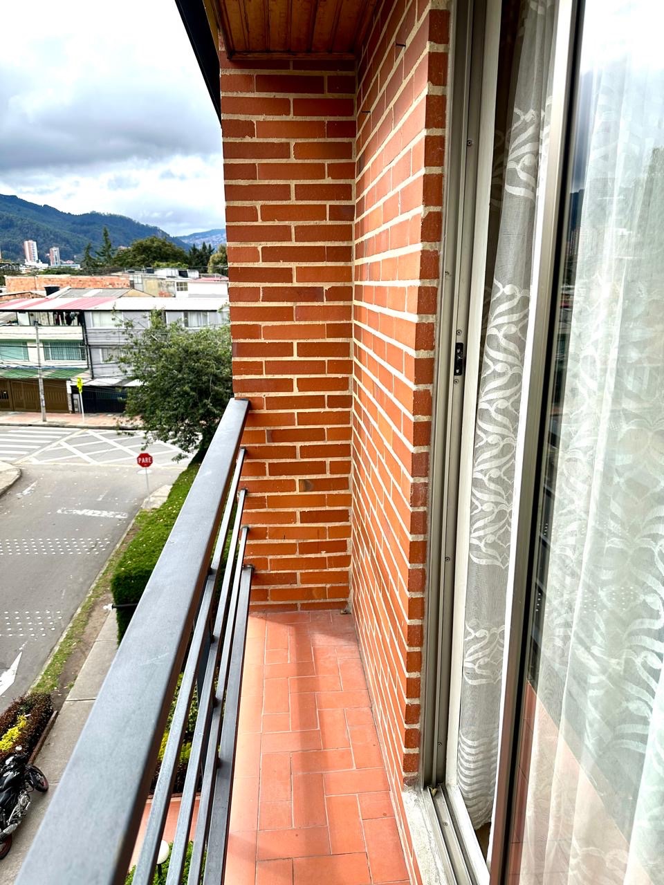 Apartamento en venta en Santa Teresa, Bogotá · foto 8 de 16