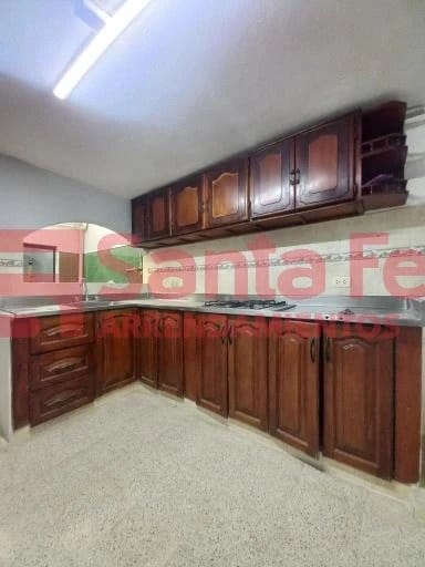 Casa de 4 alcobas en venta en Las Granjas, Medellín, 69 m² · foto 4 de 10