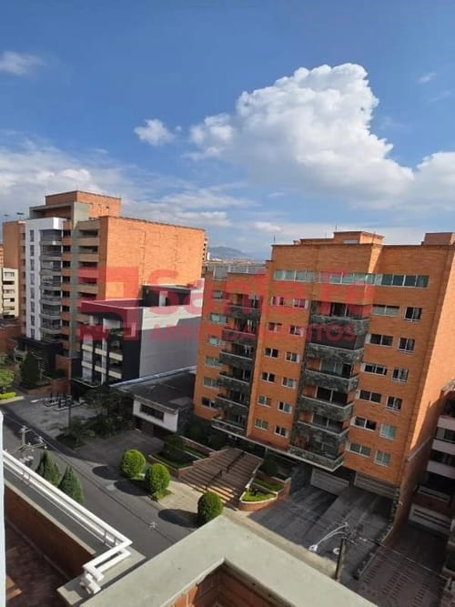 Apartamento en venta en Laureles, Medellín · foto 4 de 10