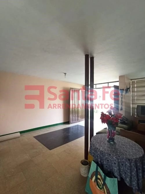 Casa de 4 alcobas en venta en Laureles, Medellín, 300 m² · foto 6 de 10