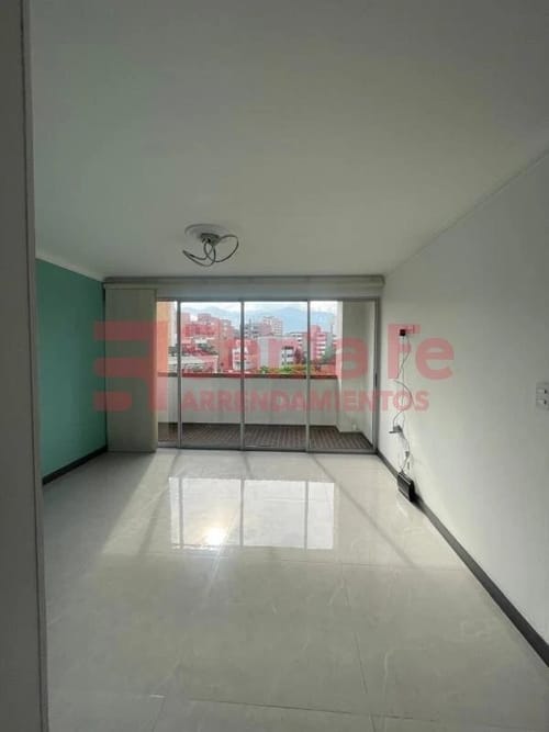 Apartamento de 4 alcobas en venta en Laureles, Medellín, 136 m² · foto 7 de 10