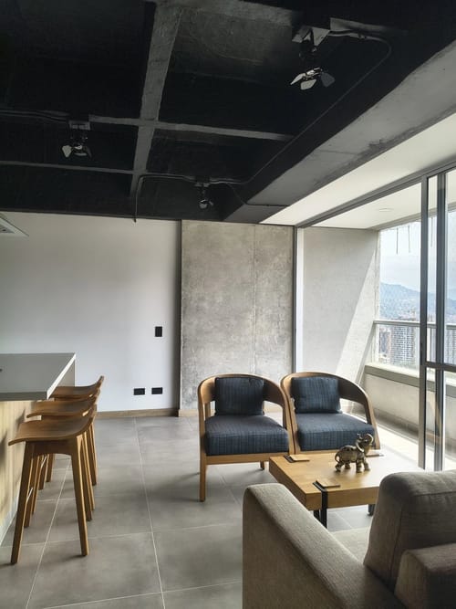 Apartamento de 2 alcobas en arriendo en Tres Esquinas, Sabaneta, 69 m² · foto 2 de 10