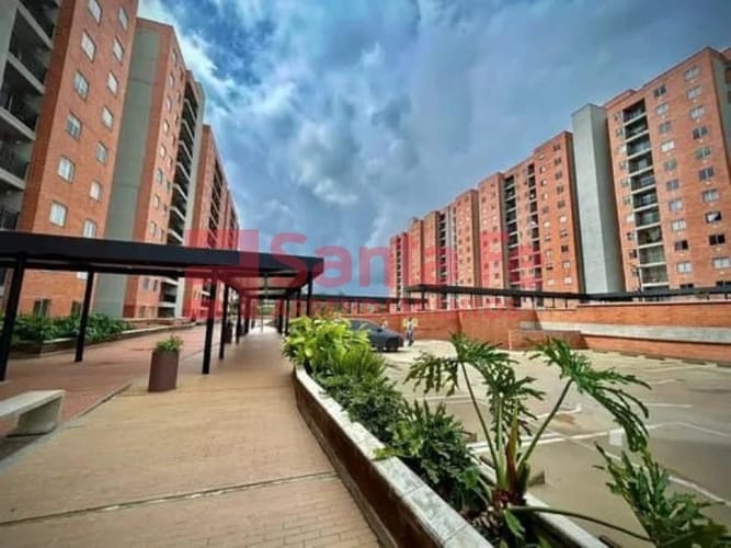 Apartamento de 2 alcobas en venta en Centro, Rionegro, 64 m² · foto 3 de 10