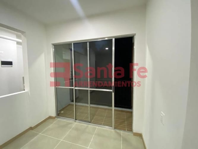 Apartamento de 2 alcobas en venta en Centro, Rionegro, 64 m² · foto 4 de 10