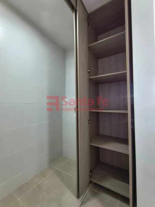 Apartamento de 3 alcobas en venta en Centro, Rionegro, 51 m² · foto 6 de 10