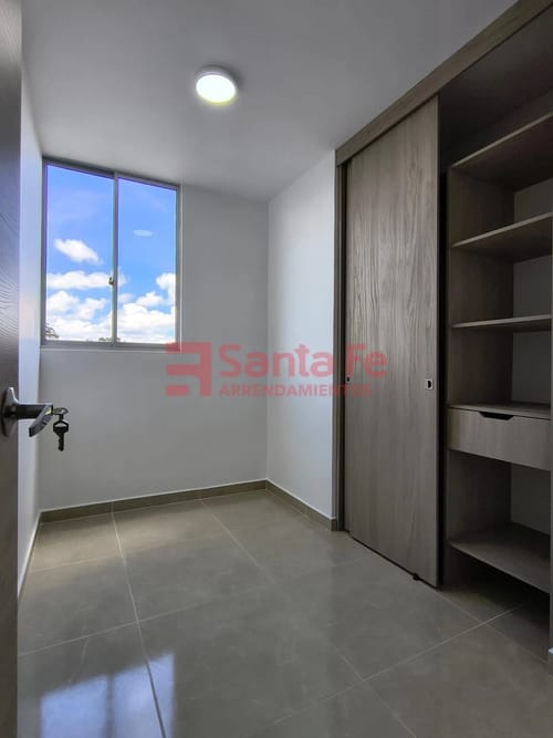 Apartamento de 3 alcobas en venta en Centro, Rionegro, 51 m² · foto 8 de 10