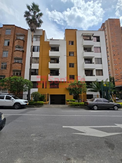 Apartamento en venta en Laureles, Medellín · foto 2 de 10