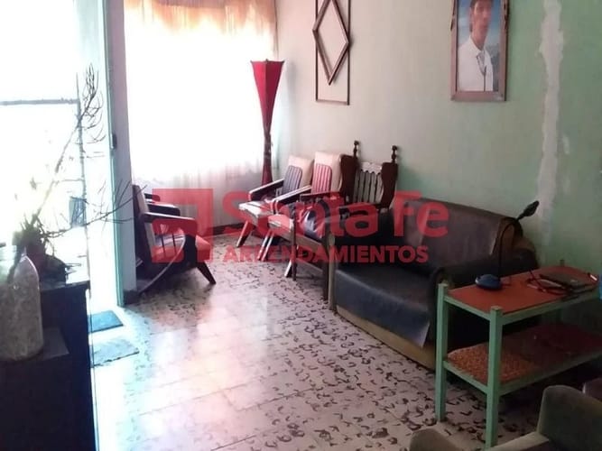Casa de 4 alcobas en venta en Las Granjas, Medellín, 317 m² · foto 2 de 10