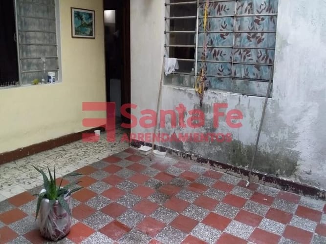 Casa de 4 alcobas en venta en Las Granjas, Medellín, 317 m² · foto 8 de 10