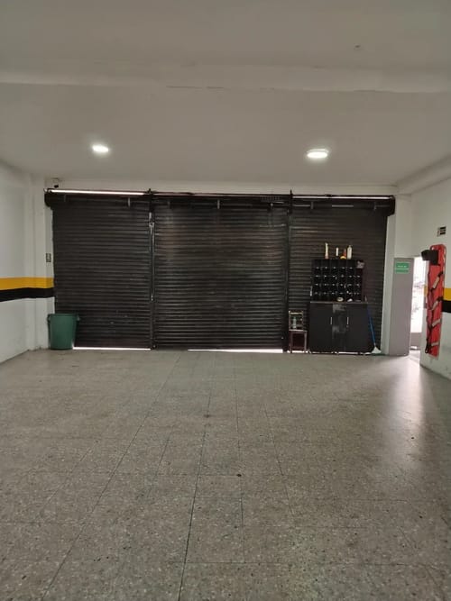 Local en arriendo en Naranjal, Medellín, 120 m² · foto 5 de 5