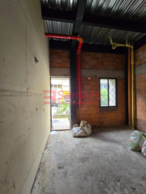 Local en venta en Santa Ines, Medellín, 18 m² · foto 5 de 9