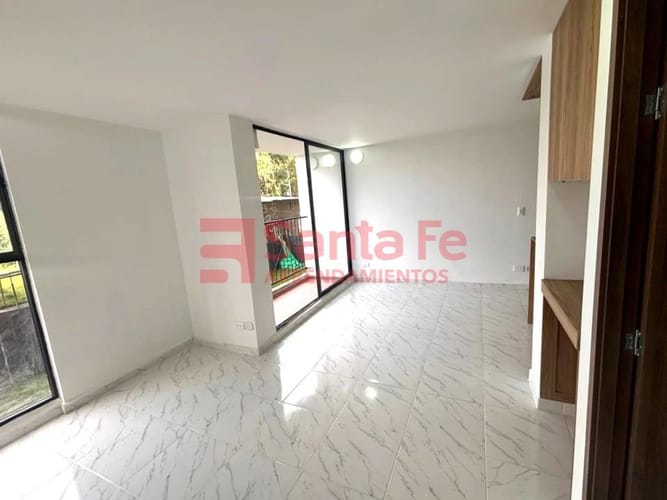 Apartamento de 2 alcobas en venta en Centro, Rionegro, 53 m² · foto 7 de 10