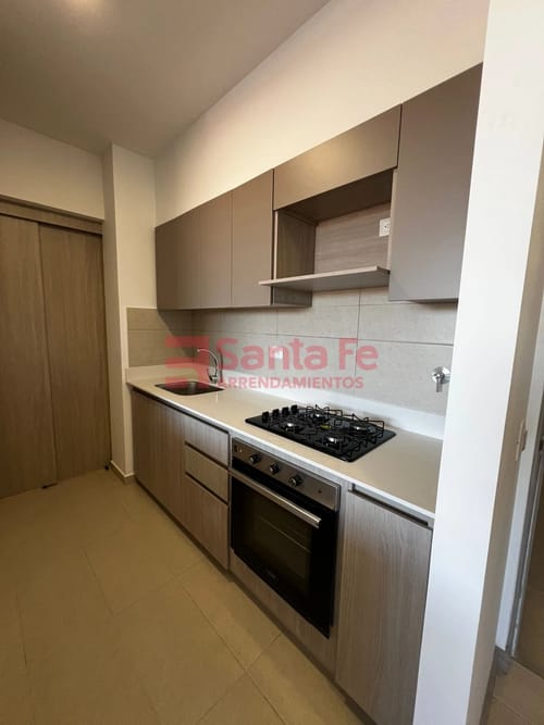 Apartamento de 2 alcobas en venta en Centro, Rionegro, 60 m² · foto 2 de 10