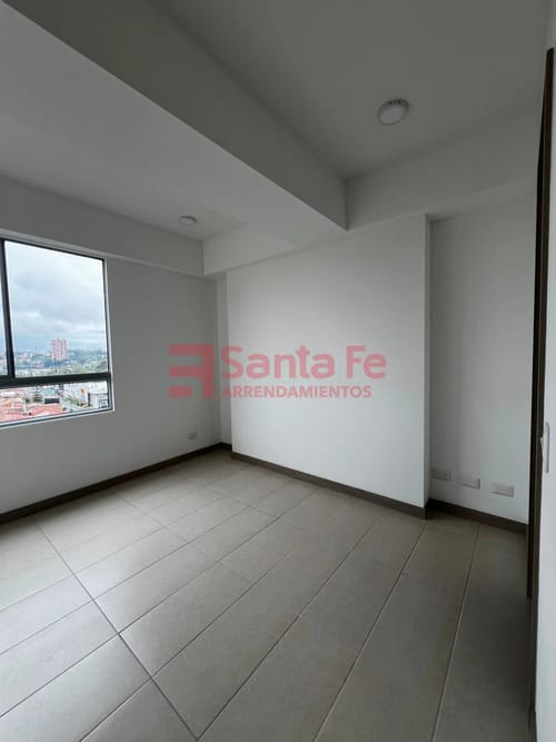 Apartamento de 2 alcobas en venta en Centro, Rionegro, 60 m² · foto 3 de 10