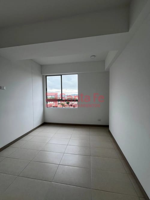 Apartamento de 2 alcobas en venta en Centro, Rionegro, 60 m² · foto 4 de 10