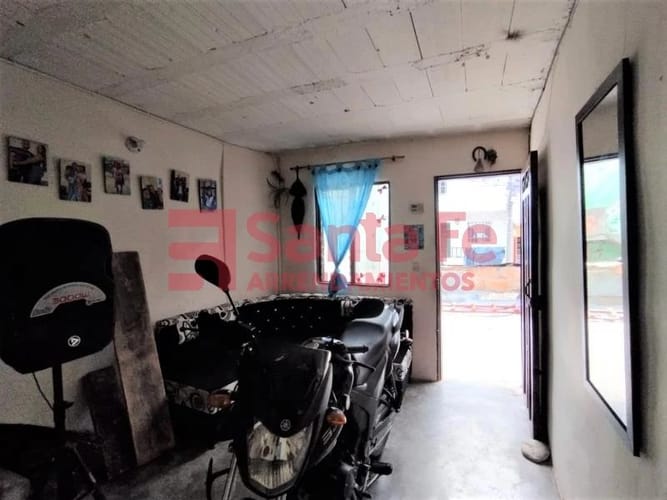 Casa de 6 alcobas en venta en Santa Ines, Medellín, 125 m² · foto 4 de 10