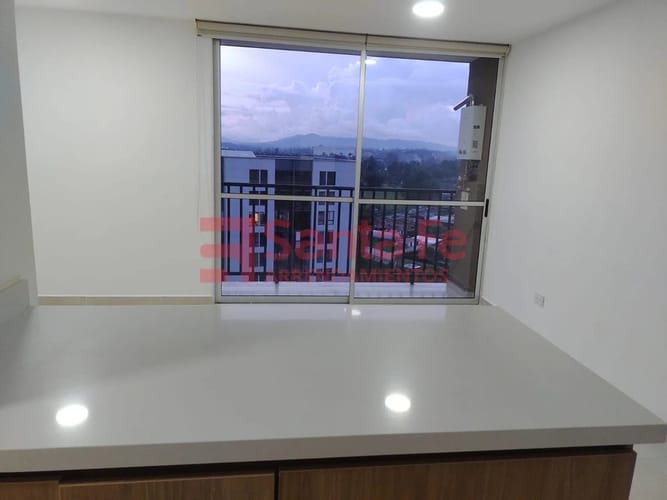 Apartamento de 3 alcobas en venta en Centro, Rionegro, 55 m² · foto 2 de 10