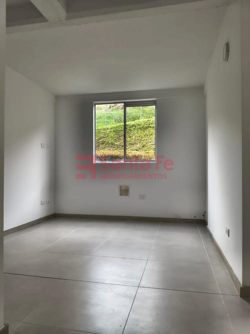 Apartamento de 2 alcobas en venta en Centro, Rionegro, 58 m² · foto 6 de 10