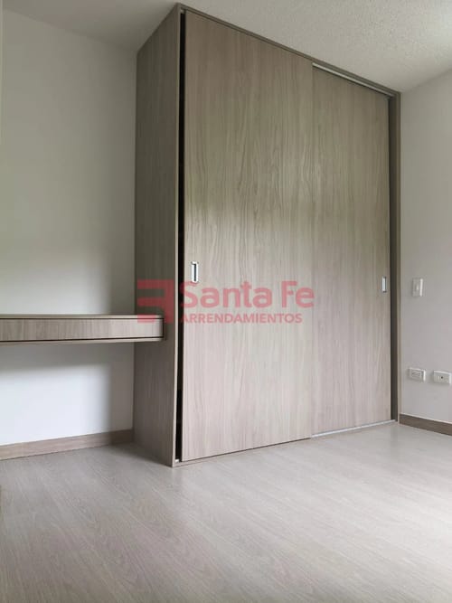 Apartamento de 2 alcobas en venta en Centro, Rionegro, 58 m² · foto 8 de 10