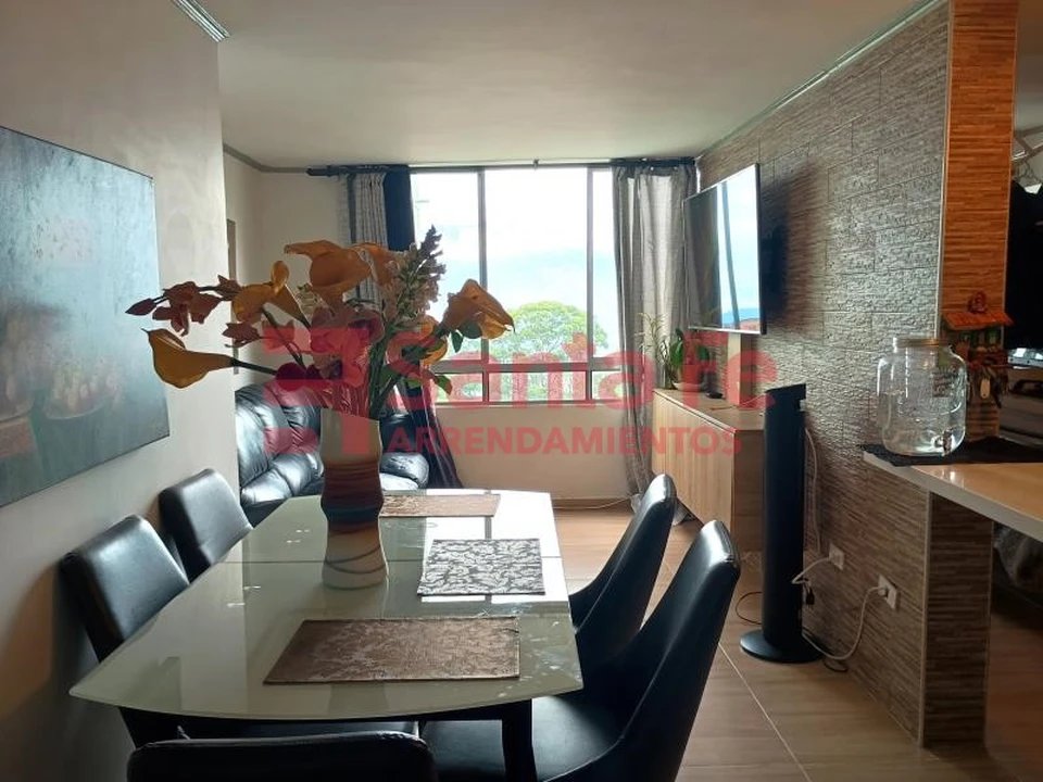 Apartamento en venta en La Milagrosa, Medellín · foto 4 de 10