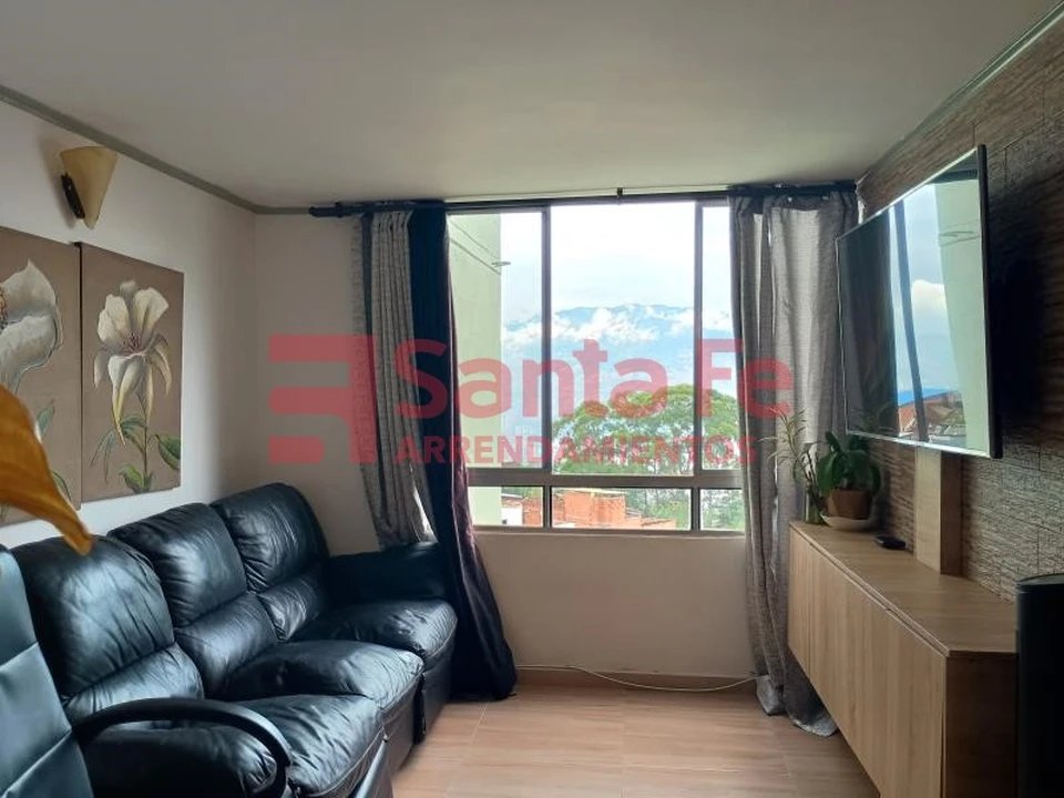 Apartamento en venta en La Milagrosa, Medellín · foto 5 de 10