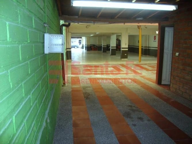 Local en venta en Laureles, Medellín, 276 m² · foto 7 de 9